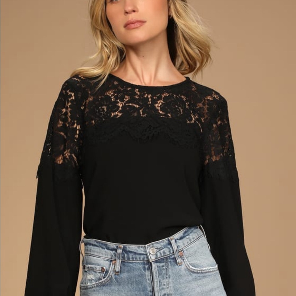 Lulu’s  Picture This Black Long Sleeve Lace Top